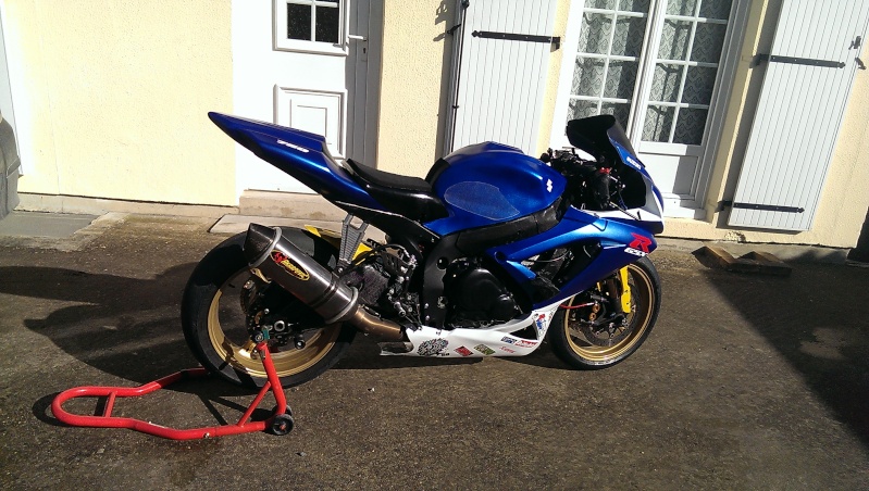 gsx-R 750 2006 Imag0912