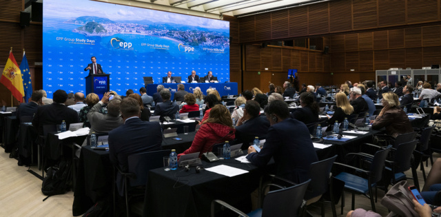 PP | El presidente del Partido Popular, Pablo Casado, ha convocado a los medios para dar una rueda de prensa tras la reunión del Partido Popular Europeo en San Sebastián. 48050710