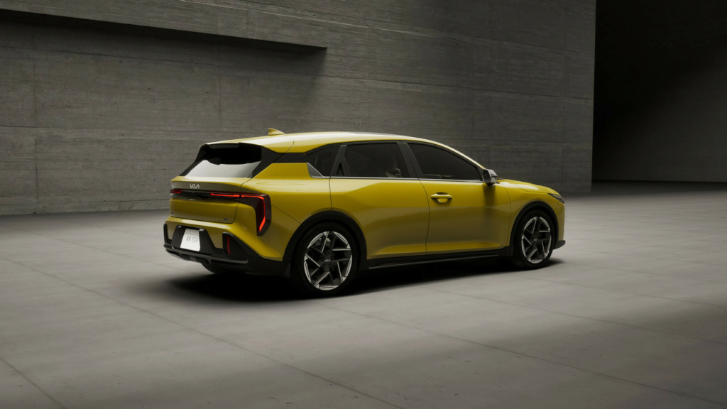 2025 - [Kia] EV4  K4-gal14