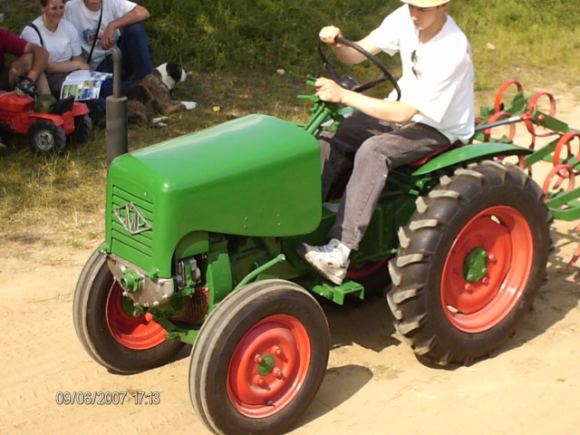 * "Les Tracteurs anciens (agricole)" Hpim3010