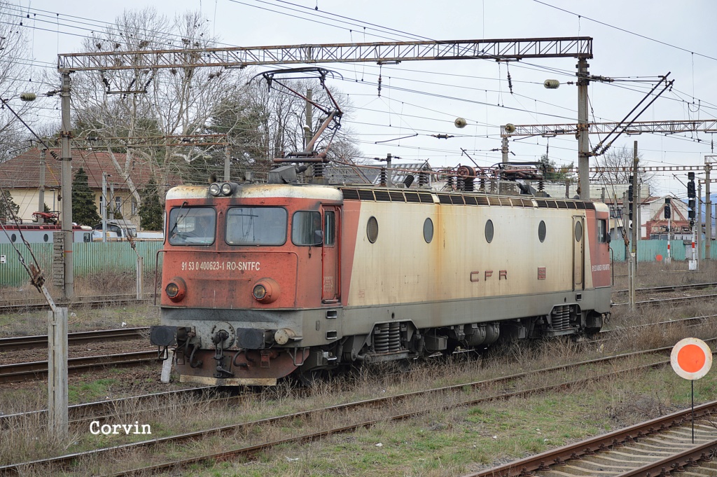  Locomotive clasa 400 Dsc_0252