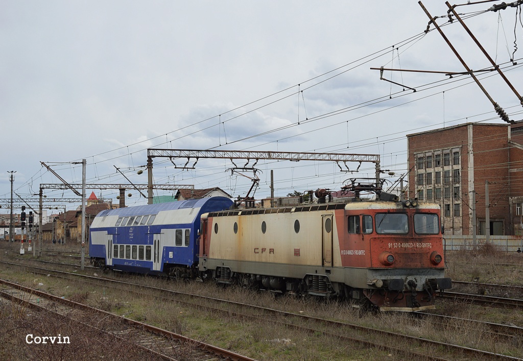  Locomotive clasa 400 Dsc_0253