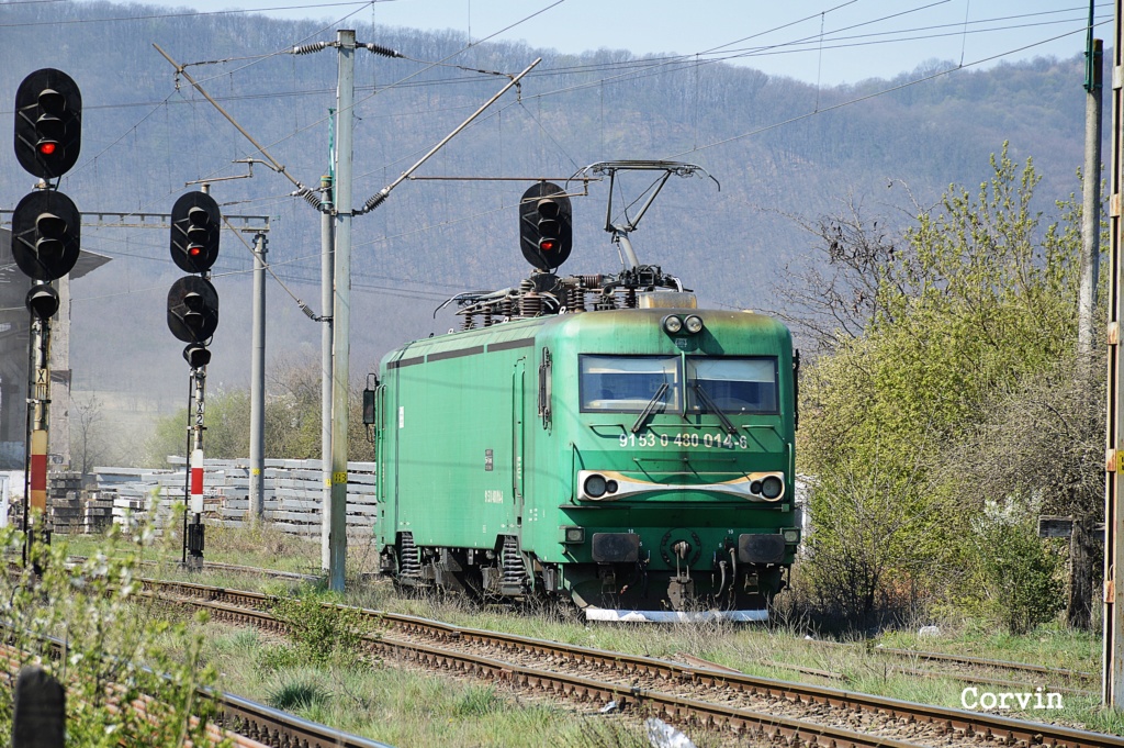 Locomotive clasa 480-481Lema Softronic - Pagina 62 Dsc_0347