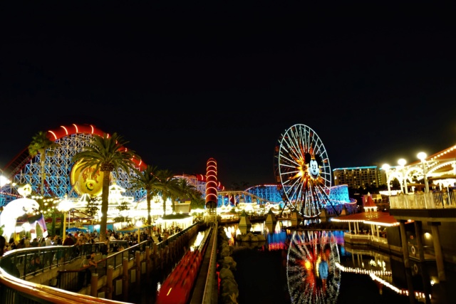 RESTAURANTES TABLE SERVICE EN DISNEY CALIFORNIA ADVENTURE - DISNEYLAND RESORT En HALLOWEEN (ANAHEIM, LOS ANGELES) (5)