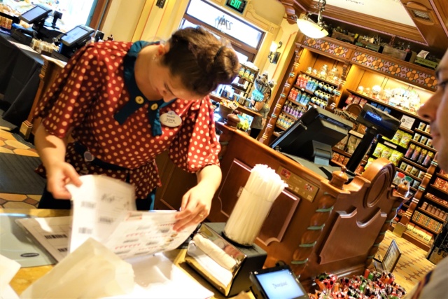 SNACKS EN DISNEY CALIFORNIA ADVENTURE - DISNEYLAND RESORT En HALLOWEEN (ANAHEIM, LOS ANGELES) (18)