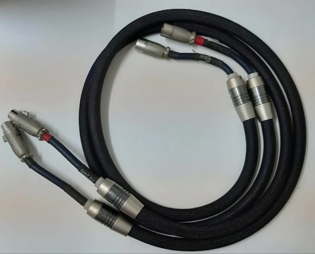 Fader Art Balance XLR Cable (Sold) A41be410