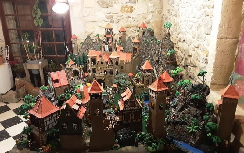 Le diorama médiéval de Néné Ciardella Img_5028