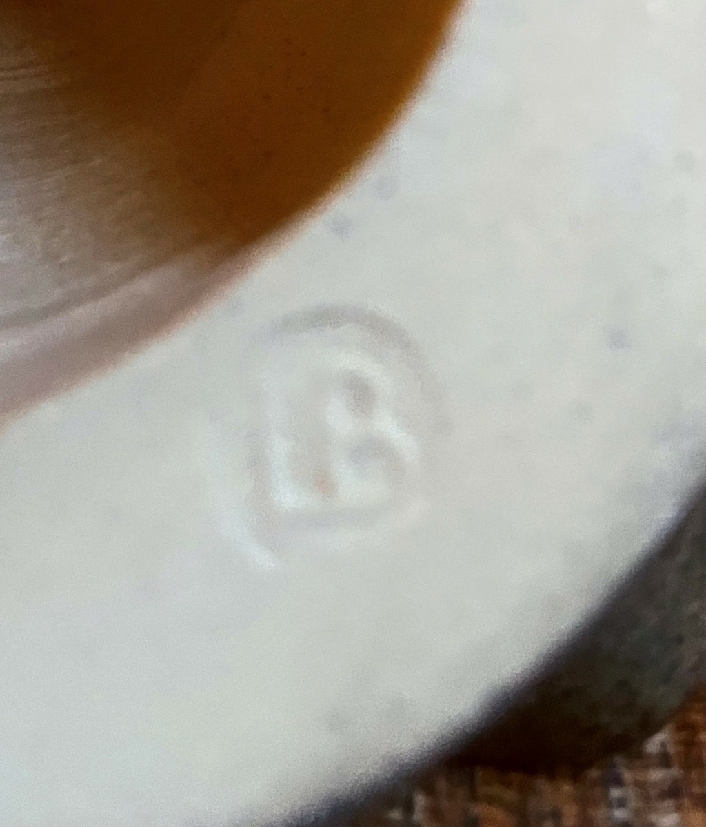 LB pottery mark, St Ives? Lemon_10