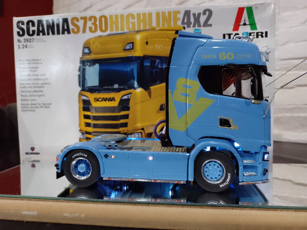 MT: Scania S 770 V8 - Italeri 1/24 Inboun90
