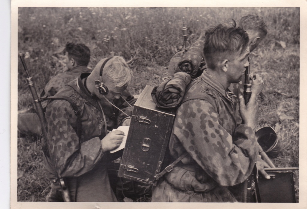 Cartes postales "UNSERE WAFFEN SS" Img_2040