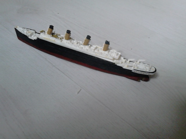 RMS titanic revell 1:570/ et 1/1200 avec un britannic Dsc_6775