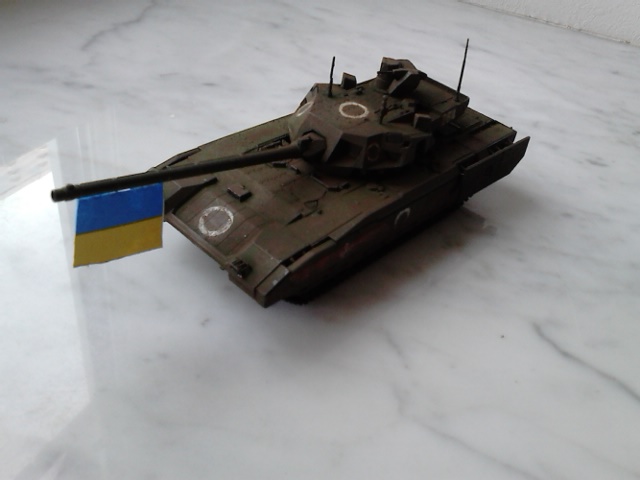 T-14 armata zvezda 1:72 (what if capturé par les ukrainiens) Dsc_7515