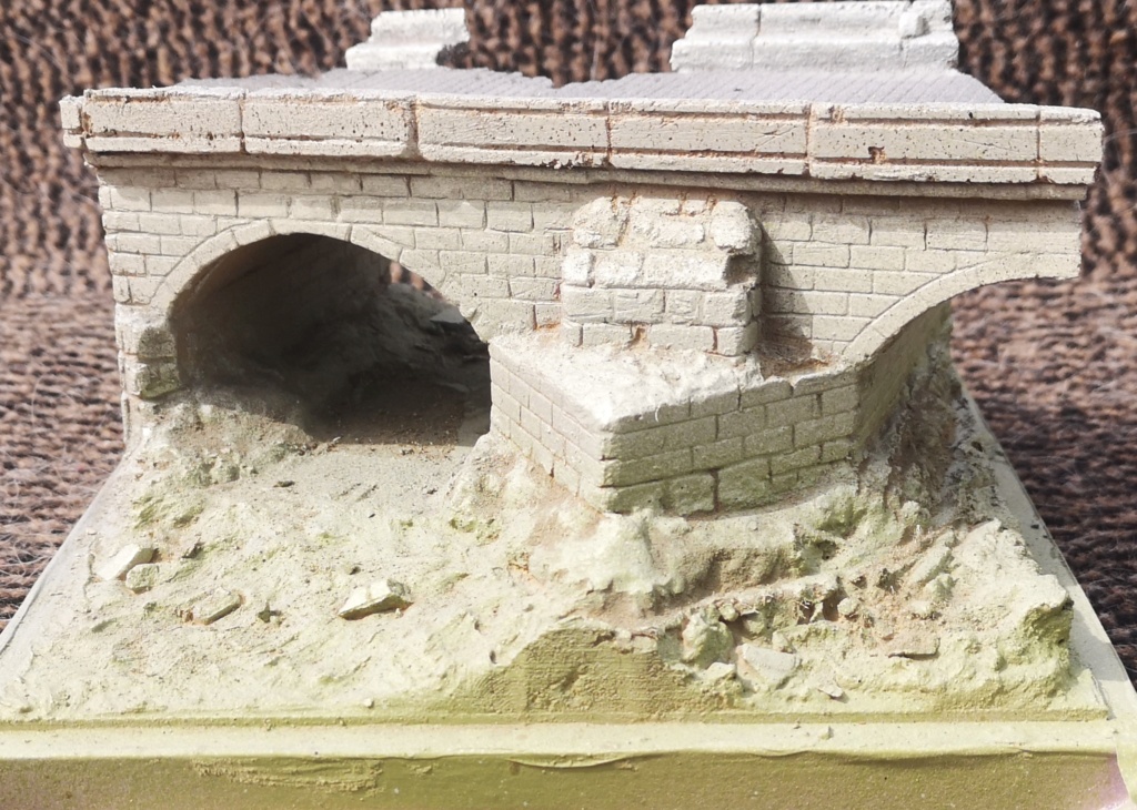 Vieux pont romain en attente de véhicule .Terminé. Img_2447