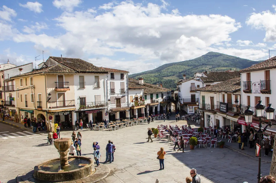 Los pueblos y ciudades más bonitos de España 46654210