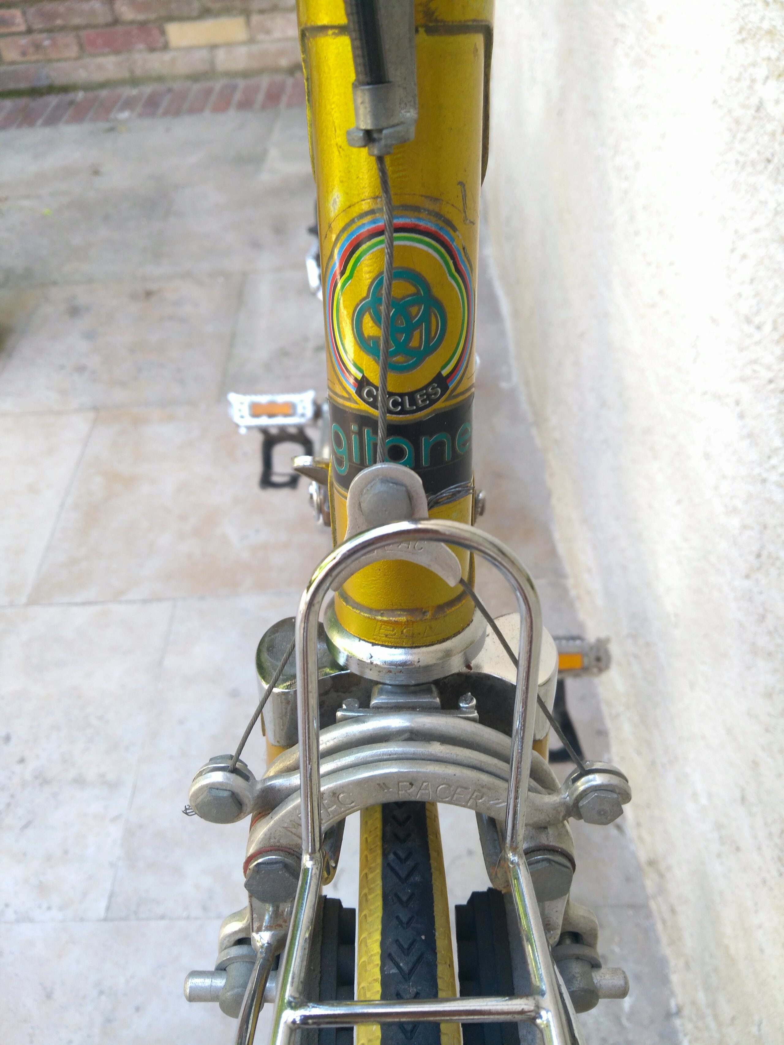 Aide identification vélo Gitanes (70-80) Img_2025