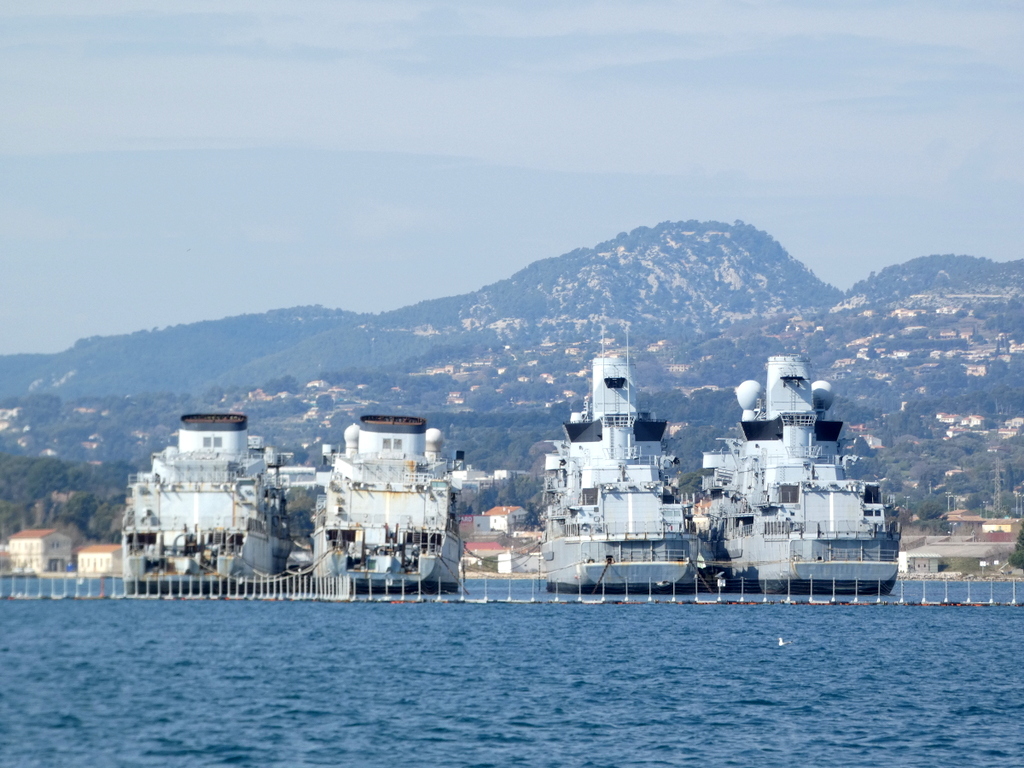 [ Le cimetière des bateaux et du patrimoine Marine Nationale ] Toulon-Coques-en-stock 412
