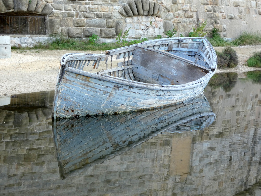 [ Le cimetière des bateaux et du patrimoine Marine Nationale ] Toulon-Coques-en-stock P1200612
