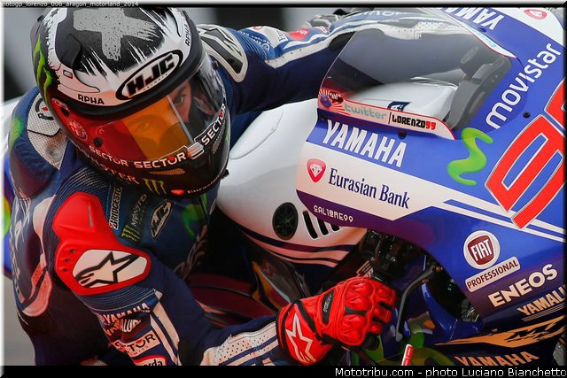 MOTO GP les photos - Page 11 014ara10