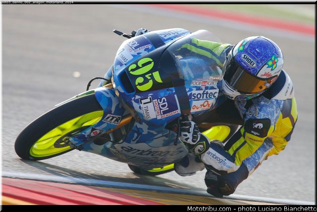 Round 14 : Aragon - Page 3 Moto3_17