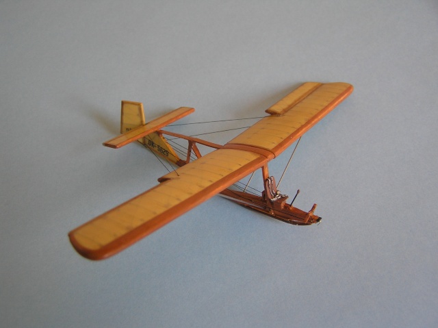 Planeur Zlin Z23 ,Tchécoslovaquie ,1946 ,1/72 ,[HR] P1010019