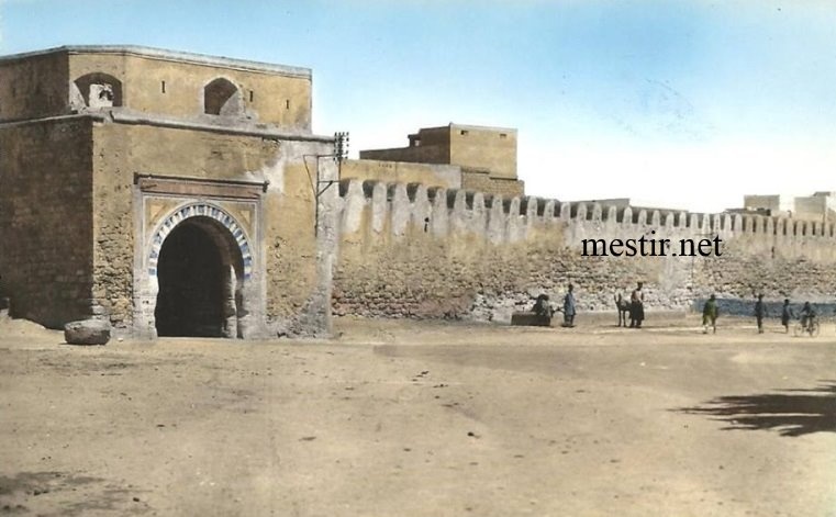 Anciennes Photos de Monastir - Page 2 Gharbi10