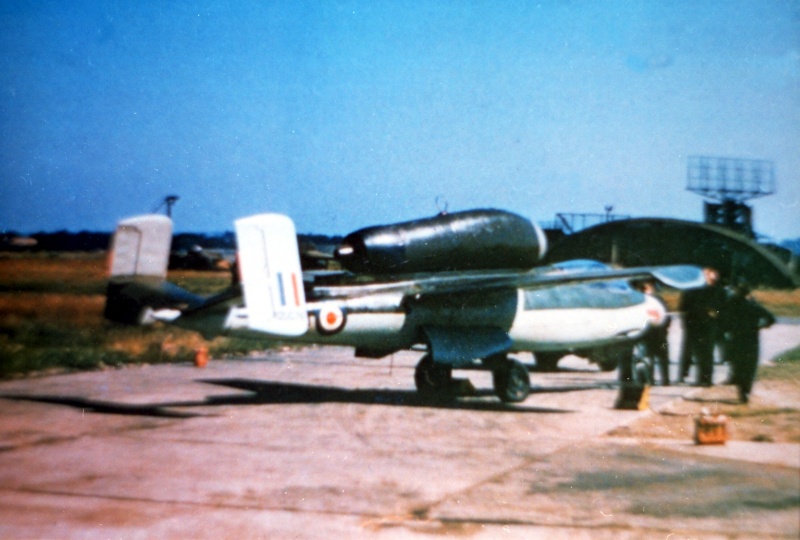 Heinkel He 163-A2" VOLKJÂGER" Heinke10