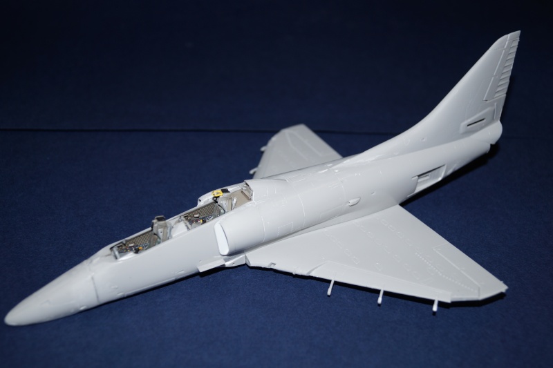 [Hasegawa] TA-4J Skyhawk agressor Dsc00620