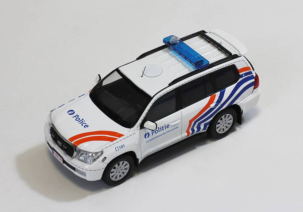 Toyota Land Cruiser 200 Police Fédérale 1/43 - J Collection  10827910
