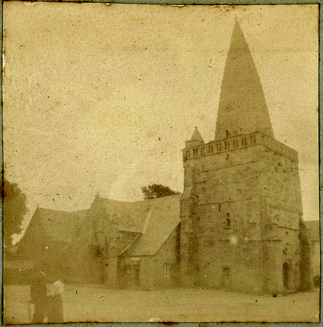 Eglise Notre Dame Larmor aux alentours de 1911 Img08210