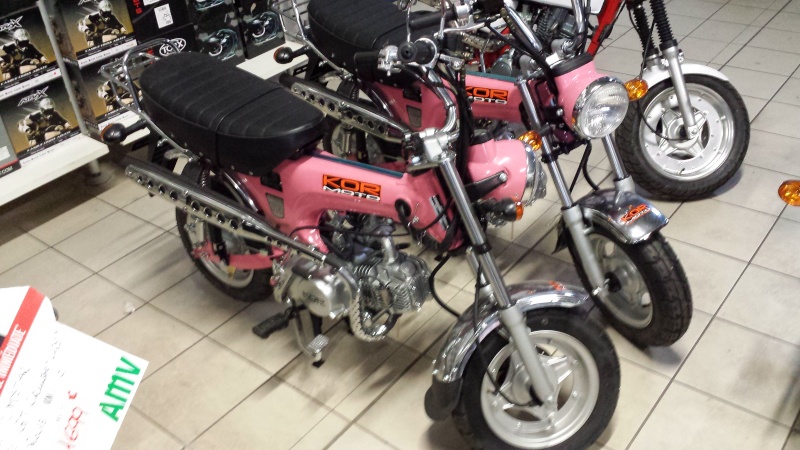 MON dax 125 kor moto pink ^^ 20140410