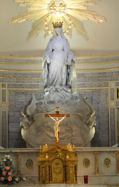 Quelles grâces demandez-vous à la Sainte Vierge Marie ? Chapel11