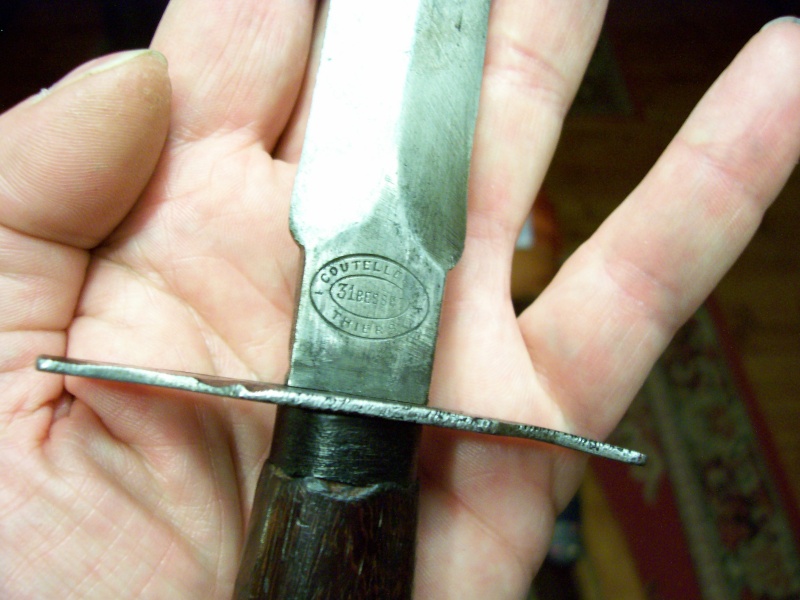 Le Couteau poignard Mle 1916 Coutea12