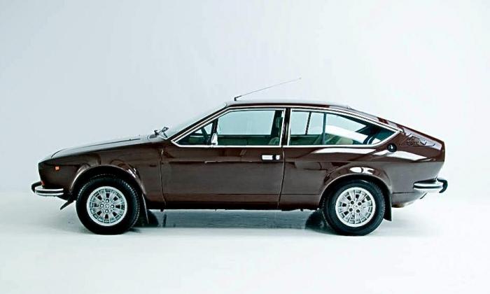 Alfetta GTV : couleur la plus rare Alfett10