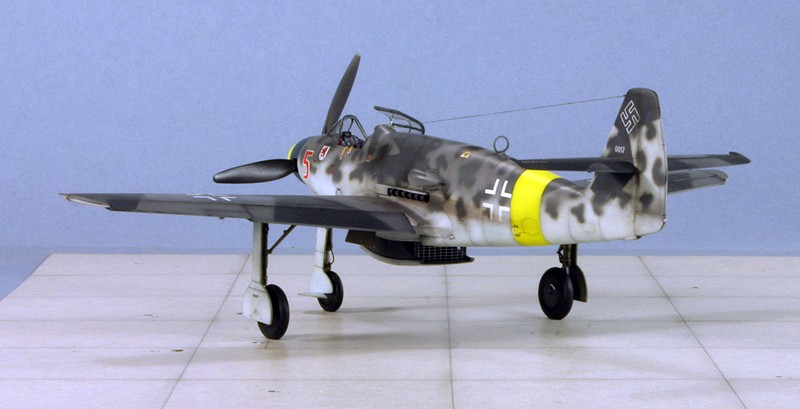 Messerschmitt Me 509 "Sperber" (1:48 - Trumpeter) Img_6727