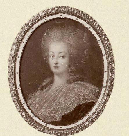 Divers portraits de Marie-Antoinette : miniatures du XVIIIe siècle (dont artistes non attribués) Ma_min10