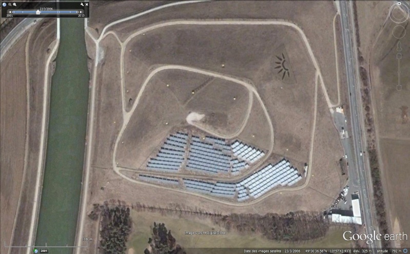 Les centrales solaires vues de Google Earth Sans_244