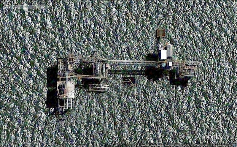 Les Plateformes pétrolières dans Google Earth Sans_290