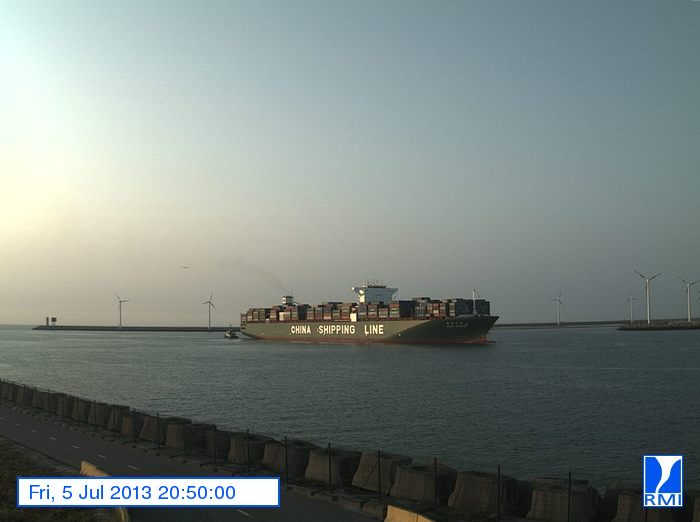 Photos en direct du port de Zeebrugge (webcam) - Page 59 Zeebru18