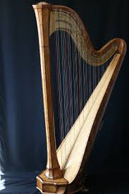 Instruments sacrés 2 Harpe310
