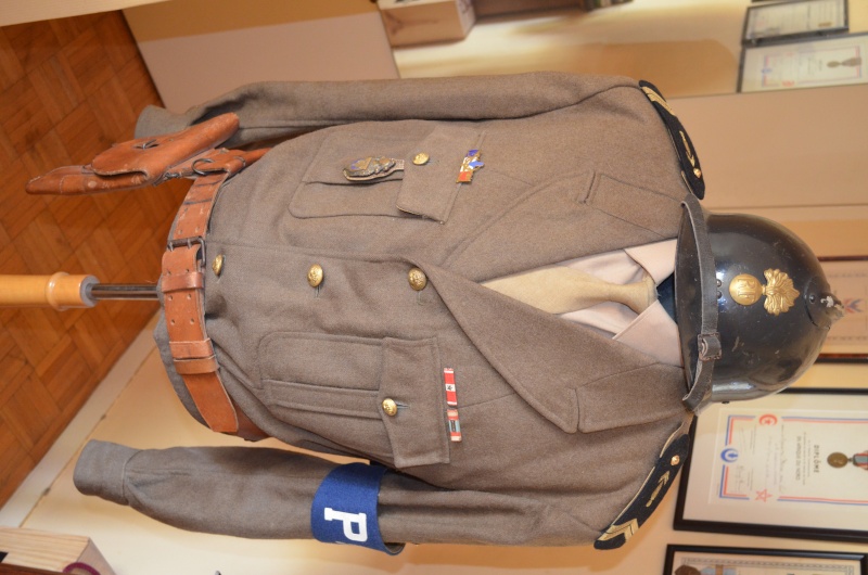 Battle dress gendarmerie départementale de 1947 Dsc_0018