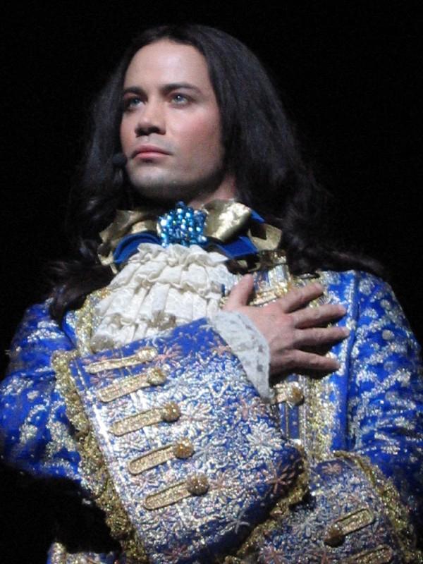 PHOTOS Emmanuel Moire- Louis XIV dans le Roi Soleil