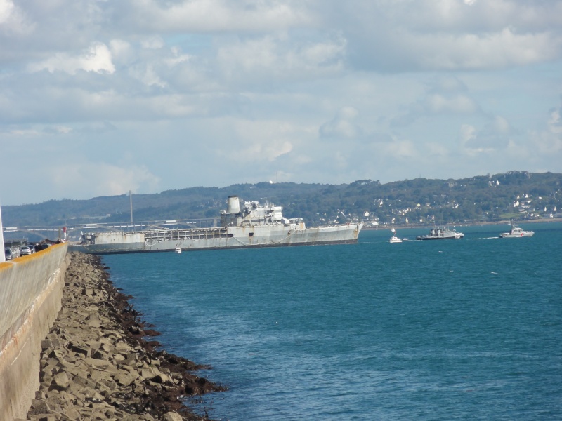 [Autre sujet Marine Nationale] Démantèlement, déconstruction des navires - TOME 1 - Page 29 Dsc04511