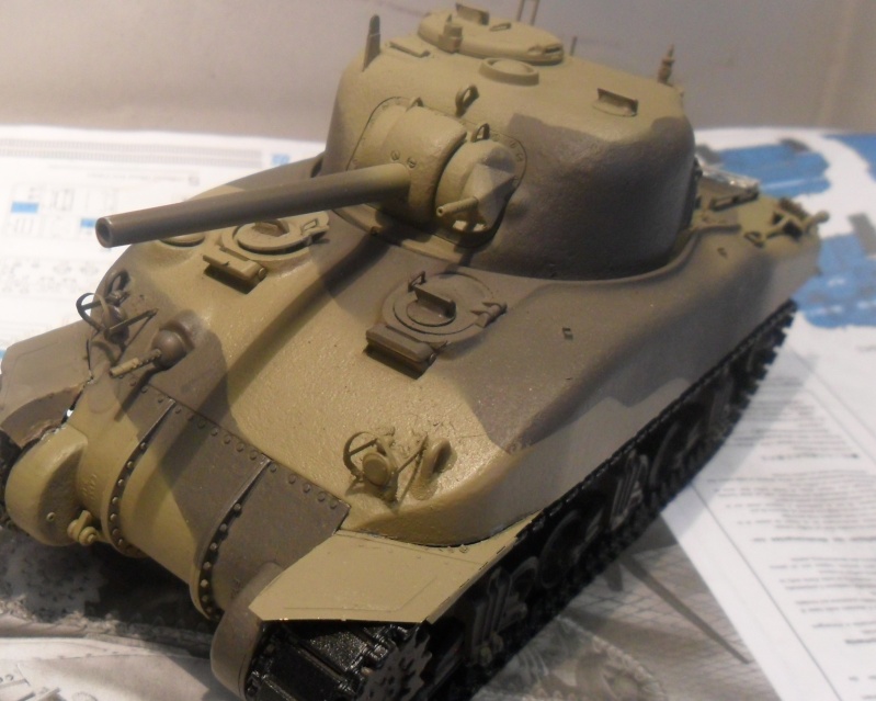 Sherman M4A1 DV  "DRAGON 1/35 " 2014-039