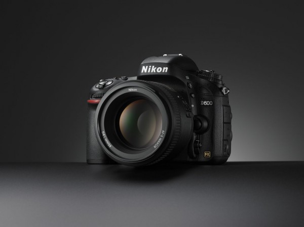 Nikon D600, reflex plein format