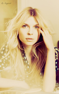 Clémence Poésy Clemen12