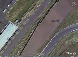 Les accidents de la route sous l'oeil de Google Earth Gravie10
