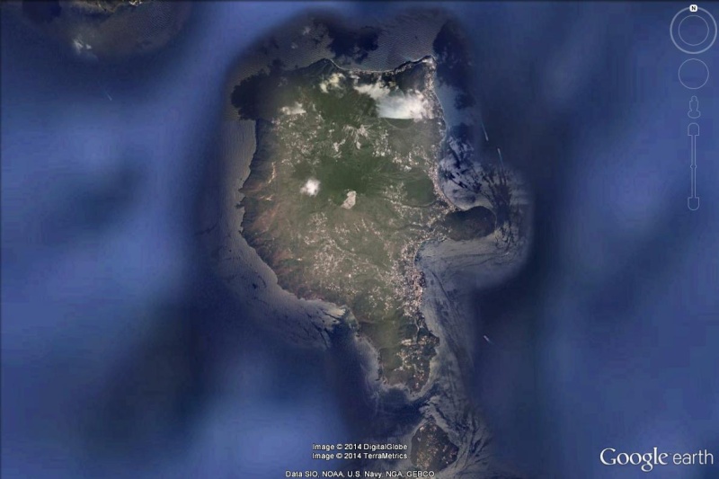 VOLCANISME : la carrière de pierres ponces de l'île Lipari, îles Éoliennes, Italie Lipari10