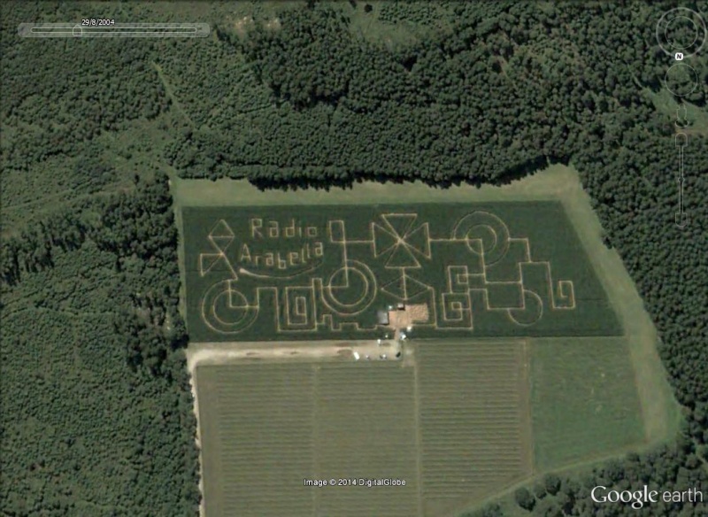 Les labyrinthes découverts dans Google Earth - Page 3 Radio10