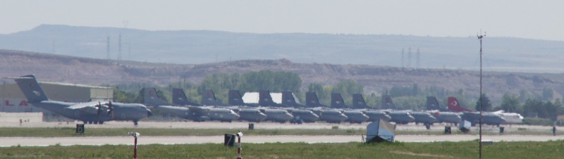 A400M turc parmi ses anciens C130 et Transall ( Kayseri ) Dsc00310