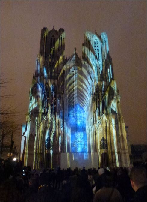 Son et lumière sur cathédrale de REIMS. 2014. Cathy_10